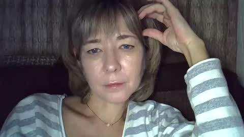 ellajohnsonx online show from 12.19.24
