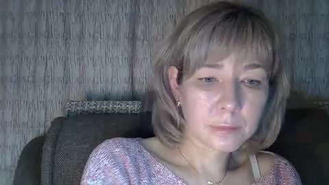 ellajohnsonx online show from 12.20.24