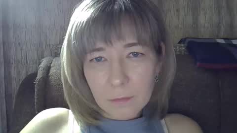ellajohnsonx online show from 02.10.25