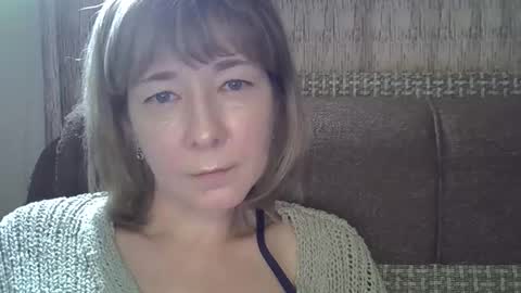 ellajohnsonx online show from 03.11.25