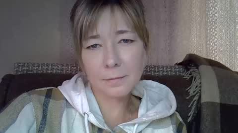 ellajohnsonx online show from 09.27.25