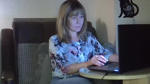 ellajohnsonx online show from 03.07.26