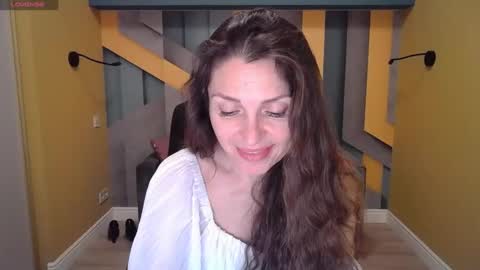 EllaLongs online show from 01.21.25