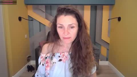 EllaLongs online show from 02.05.25