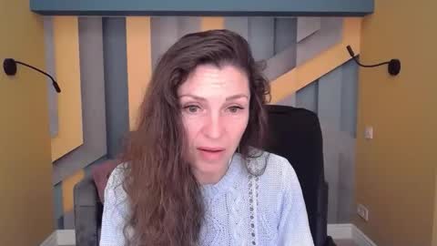 EllaLongs online show from 10.17.25