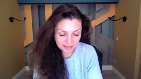 EllaLongs online show from 02.25.26