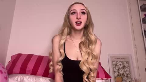 ellamcdaniel online show from 05.02.26