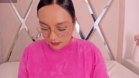 Snapshot of ellamontoya chatting on 02.12.26 Ella online show from 02.12.26