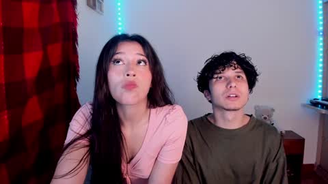 Snapshot of ellancain chatting on 02.08.25 Ella and Cain online show from 02.08.25