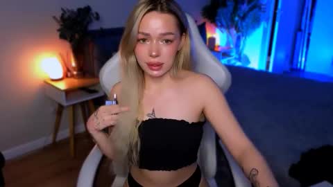 Ella online show from 02.20.26