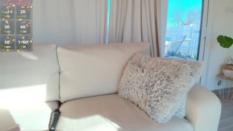 ellaxstar online show from 01.15.25