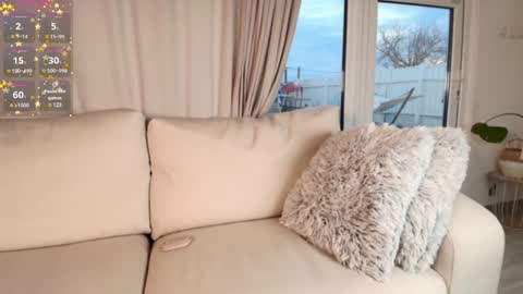 ellaxstar online show from 01.17.25