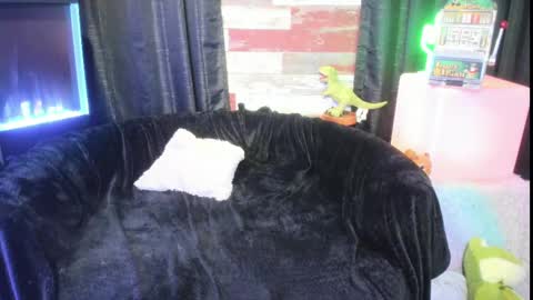 ELLE online show from 02.12.25