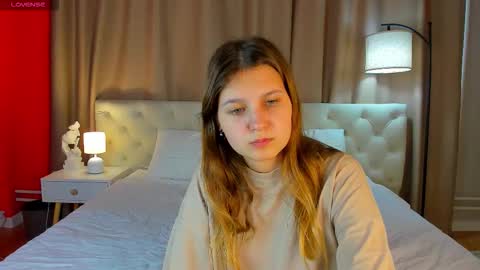 elle_ellise online show from 09.21.25