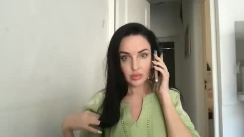Snapshot of elle_melle chatting on 01.12.25 elle_melle online show from 01.12.25