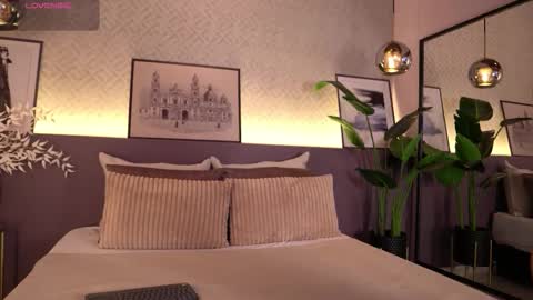 Elle Diane online show from 10.07.25