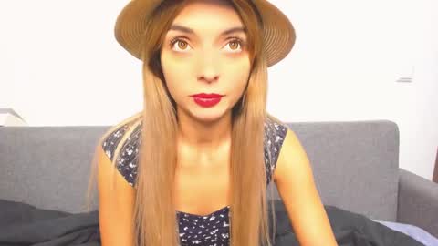ellen_flow online show from 12.04.24