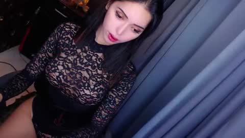 Snapshot of ellenawalter chatting on 12.08.24 ellenawalter online show from 12.08.24