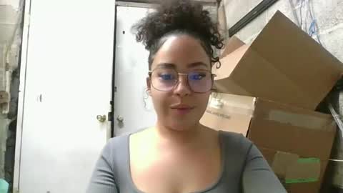 ellibell26 online show from 09.18.25