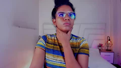  Ellie   online show from 02.28.25