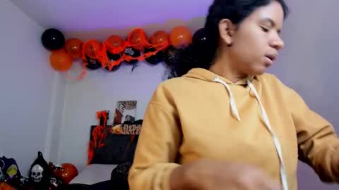  Ellie   online show from 11.01.25