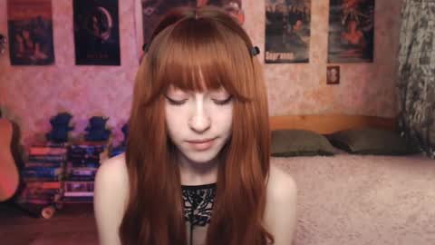 ellie_friendly online show from 09.10.25
