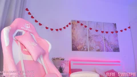 Elly Sweet Pie almost everyday 4-11 AM UTC online show from 02.14.25
