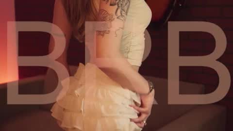 elliecutes online show from 11.03.25