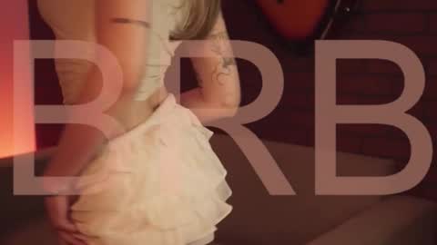 elliecutes online show from 01.18.26