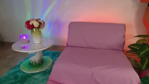 elliee1 online show from 03.04.25