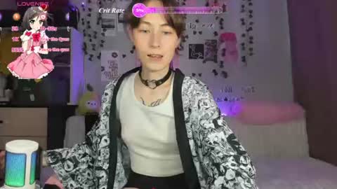 Snapshot of elliefromthemoon chatting on 07.13.26 Ellie online show from 07.13.26
