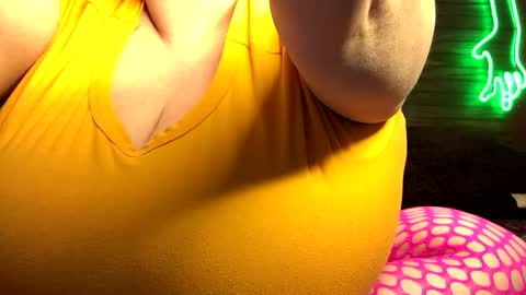 Ellie Louise online show from 01.11.25