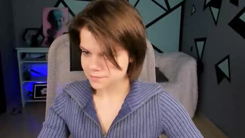 elliemurler online show from 10.15.25