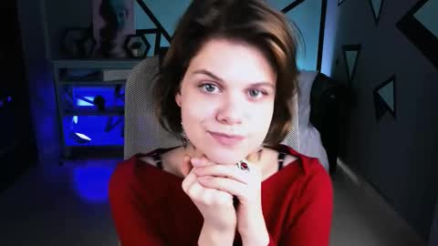 elliemurler online show from 11.06.25