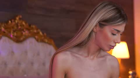 Ellie online show from 10.15.25