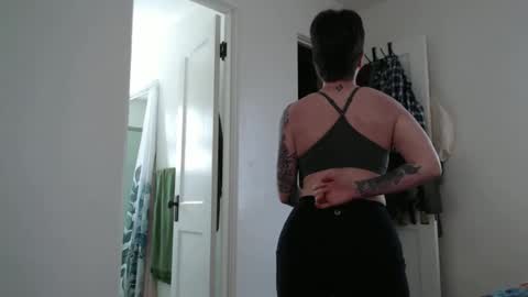 Ellie Rowyn online show from 03.29.26