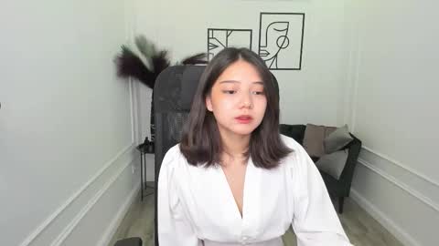 Snapshot of ellievensda chatting on 09.24.25 ellievensda online show from 09.24.25