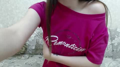 Snapshot of elliewalkersdreamgirl chatting on 12.19.24 Effie1818 online show from 12.19.24