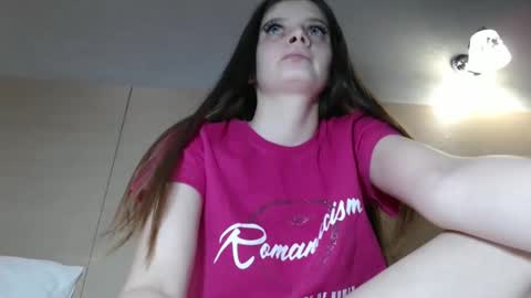 Snapshot of elliewalkersdreamgirl chatting on 12.29.24 Effie1818 online show from 12.29.24