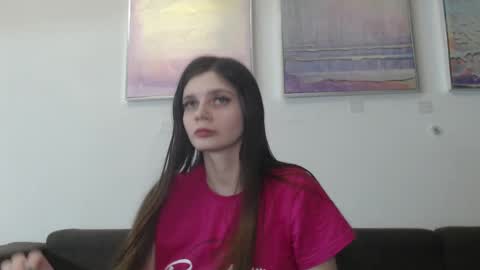 Snapshot of elliewalkersdreamgirl chatting on 02.09.25 Effie1818 online show from 02.09.25