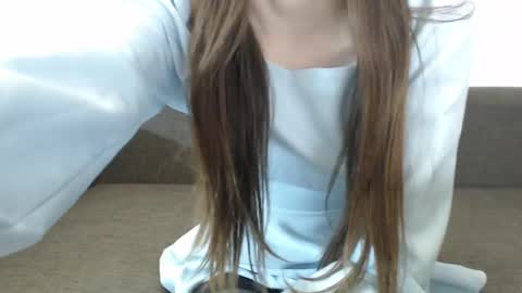Snapshot of elliewalkersdreamgirl chatting on 02.23.25 Effie1818 online show from 02.23.25