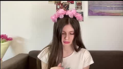 Snapshot of elliewalkersdreamgirl chatting on 03.11.25 Effie1818 online show from 03.11.25