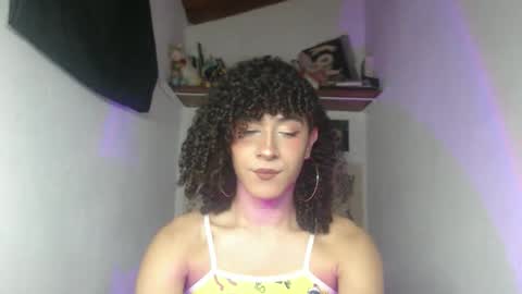 Snapshot of ellis_flowers chatting on 04.24.26 . online show from 04.24.26