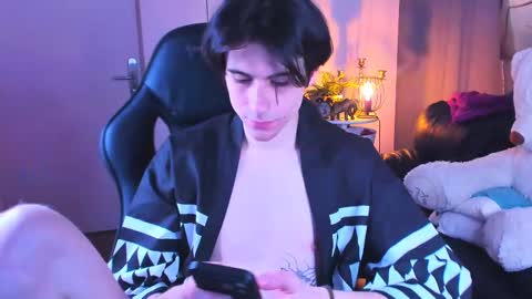 ellis_rin online show from 10.26.25