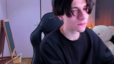 ellis_rin online show from 11.03.25