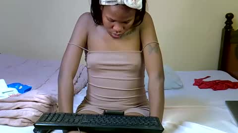 elllanna online show from 09.30.25