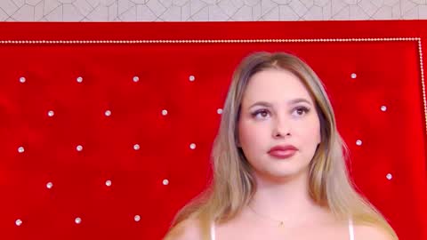 Elsa Jean online show from 11.19.25