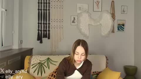 elly_ary online show from 01.12.26