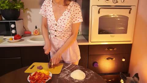 Snapshot of elly_fry chatting on 10.03.25 Art Place online show from 10.03.25