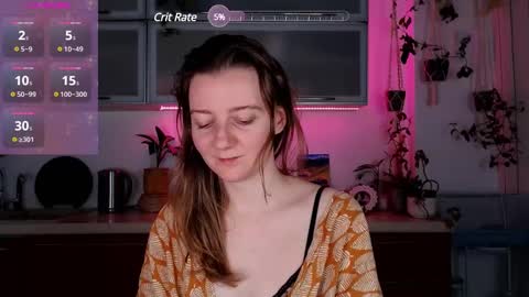 elly_helly online show from 12.07.24